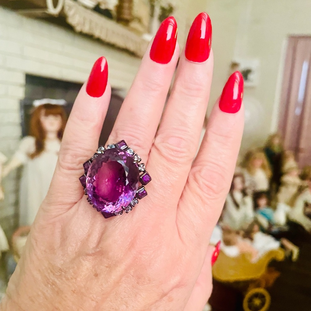 Amethyst and gemstone ring